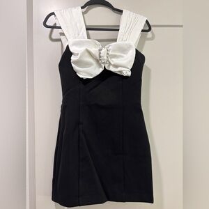 NWT Chic B&W Mini Dress with Bow Accent